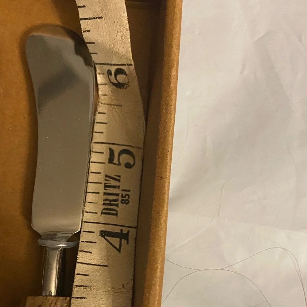 Thirstystone Cheese Spreaders, Silver Blades and Wooden and Acrylic Handles NWT